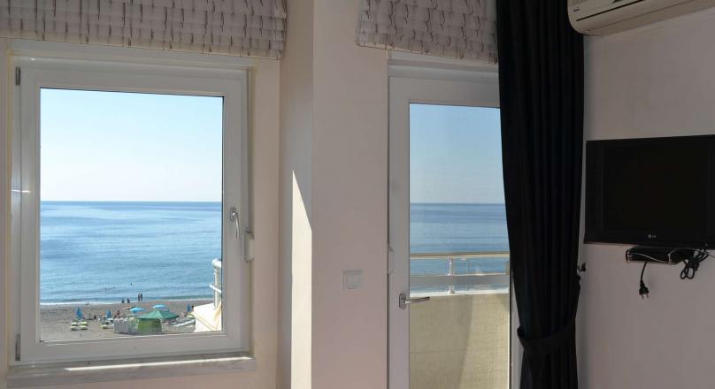 SEA FRONT LOCATION APARTMENT FOR SALE IN ALANYA/TURKEY
